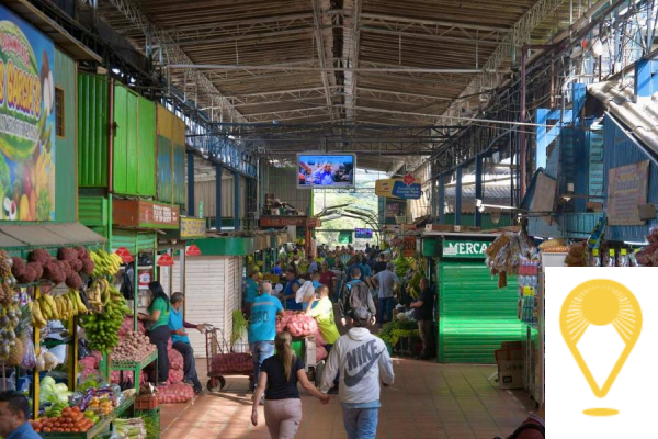 El Mercado Minorista: Sabores y Cultura Local